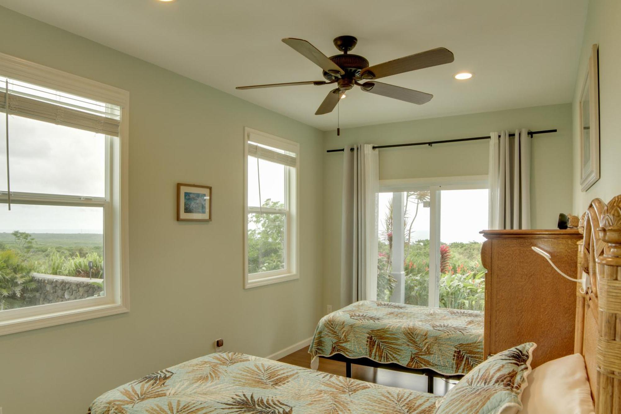 The Aloha Green House Retreat With Ocean Views! Naalehu ภายนอก รูปภาพ