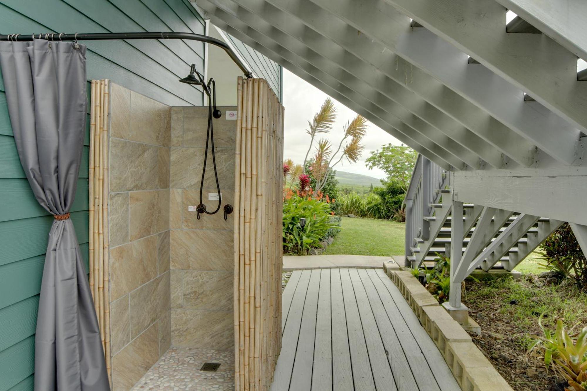 The Aloha Green House Retreat With Ocean Views! Naalehu ภายนอก รูปภาพ