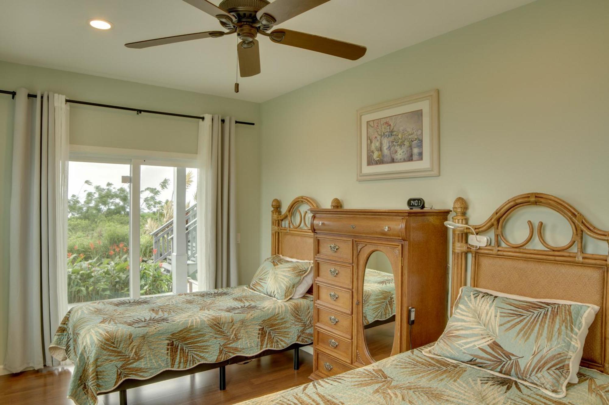 The Aloha Green House Retreat With Ocean Views! Naalehu ภายนอก รูปภาพ